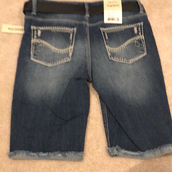 NWT! denim shorts - Picture 3 of 5